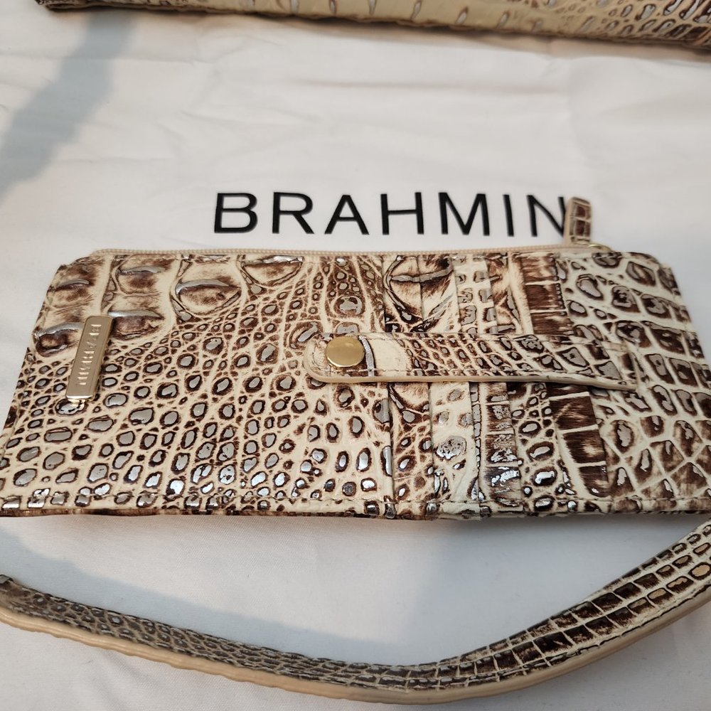 Brahmin Purse - Picture 3 of 8
